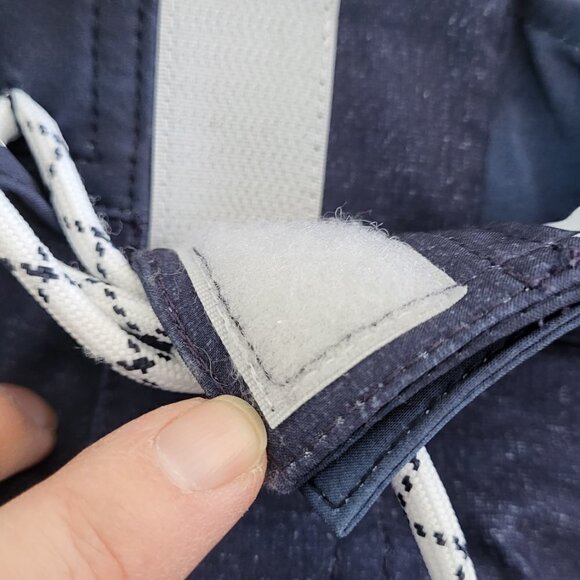 AEO Flex Stars & Stipes Means Board Swim Shorts - Picture 7 of 11